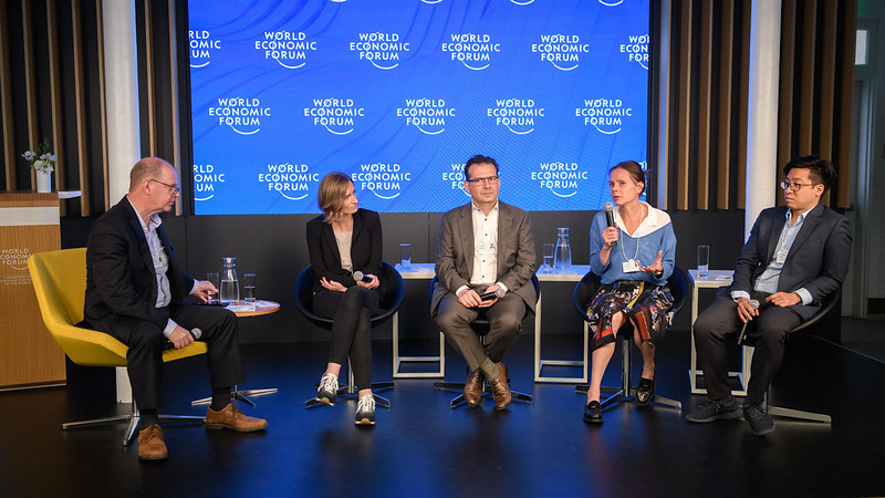 Colin Soutar, Managing Director, Cyber Risk, Deloitte, USA; Paulina Mazurek, Chief Executive Officer, BEIT, USA Michele Mosca, Professor, University of Waterloo, Canada; Freeke Heijman Co-Founder and Director, Ecosystem; Jerry M. Chow, Director, Quantum Hardware Development, IBM Thomas J. Watson Research Center, USA at the World Economic Forum Global Technology Governance Retreat 2022 in San Francisco, June 20th - 23rd.